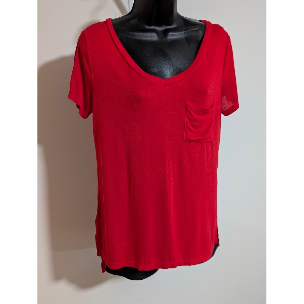 No Boundaries Red V-Neck T-Shirt Womens Short Sleeve Pocket Lace Medium